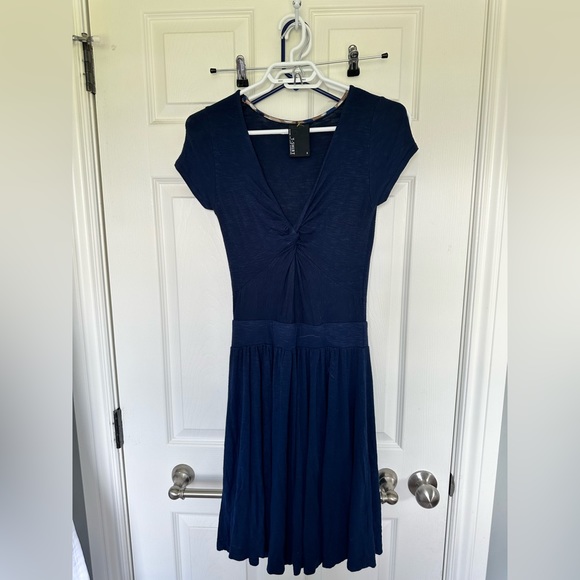 Anthropologie Dolan Womens T-Shirt Ataya Twist Front Dress Blue Soft - Picture 4 of 5